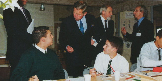 You are currently viewing The Prince of Wales visits Painting & Patronage workshops